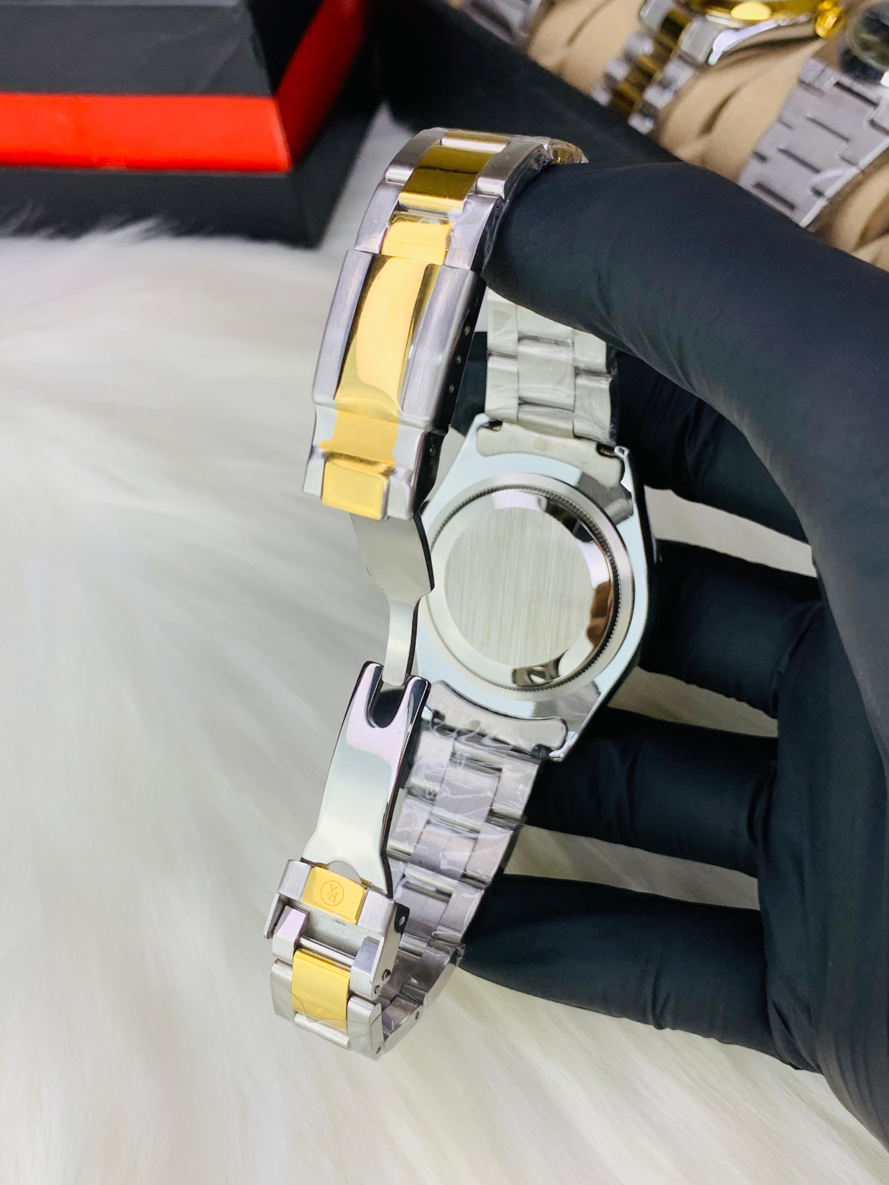 Date Adjustable | Two Tune White Dial