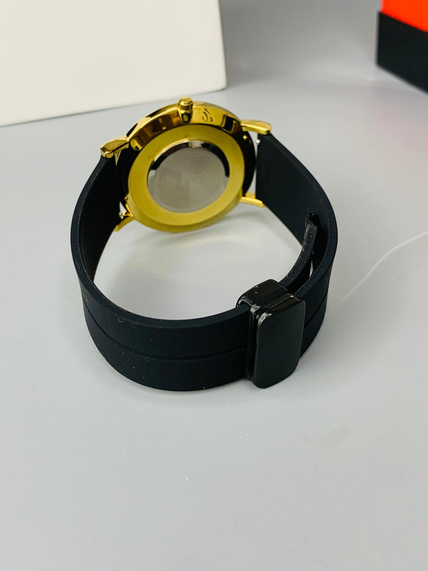 Universe point Magnetic Lock Watch