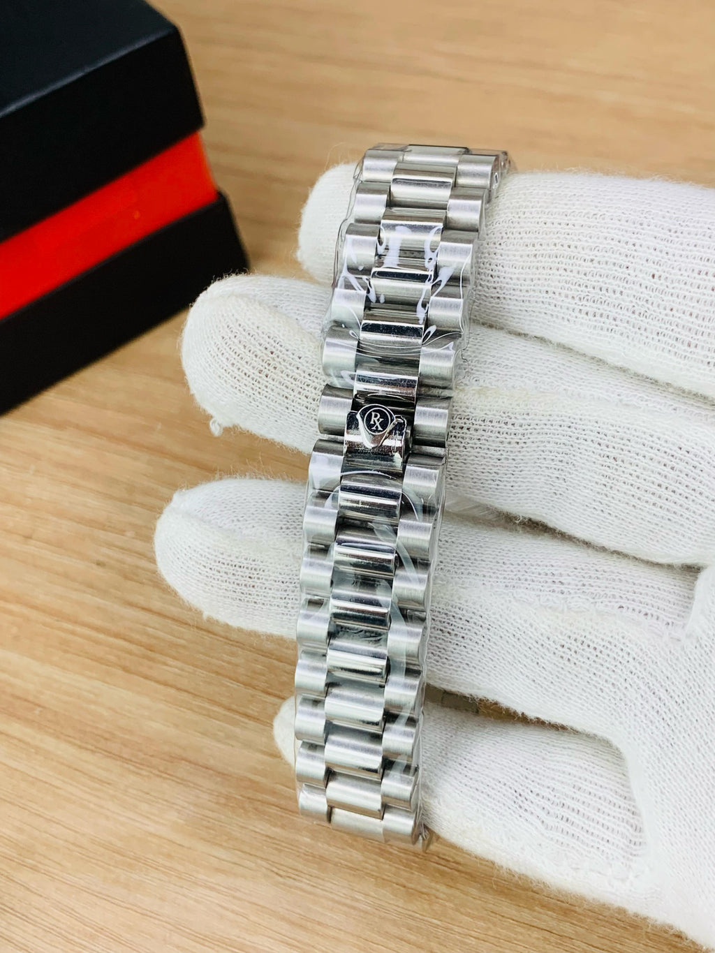 Silver Black Oyster