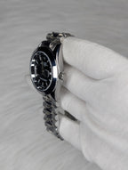Silver Black Oyster
