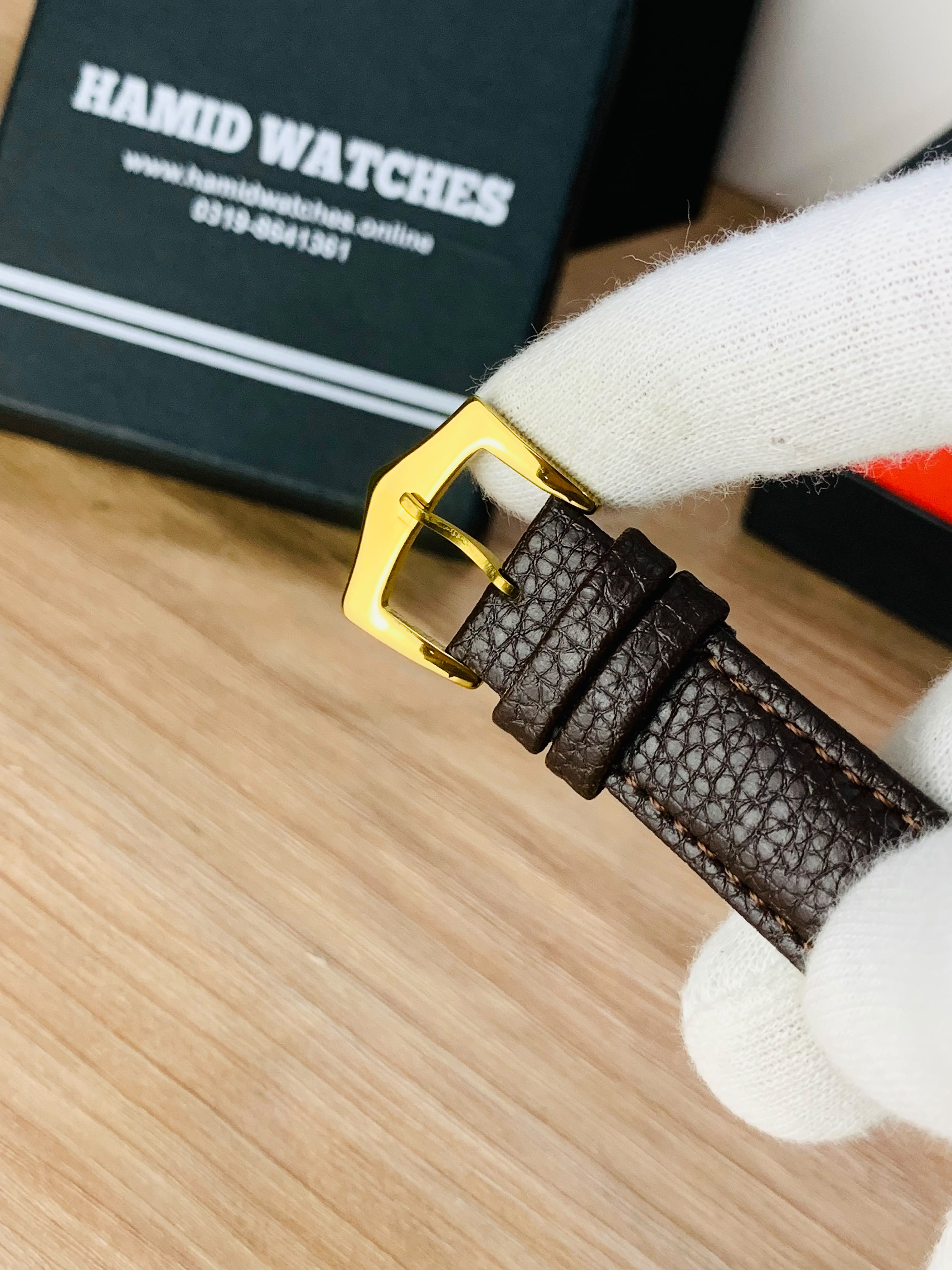 Cartier Roman Brown