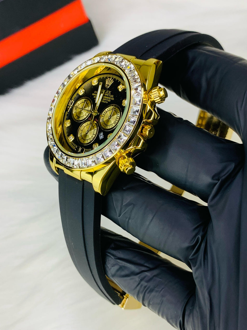 Stone Embedded Daytona Strap Model